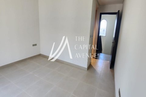3 bedrooms Townhouse in Khalifa City, UAE No. 86840 4