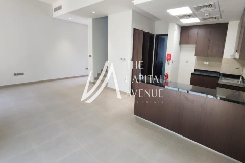 3 bedrooms Townhouse in Khalifa City, UAE No. 86840 5