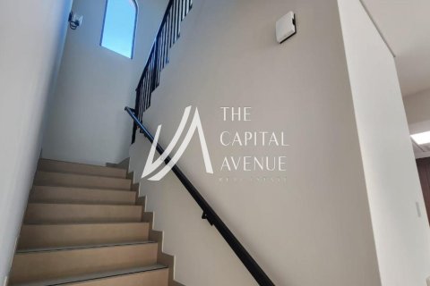 3 bedrooms Townhouse in Khalifa City, UAE No. 86840 6