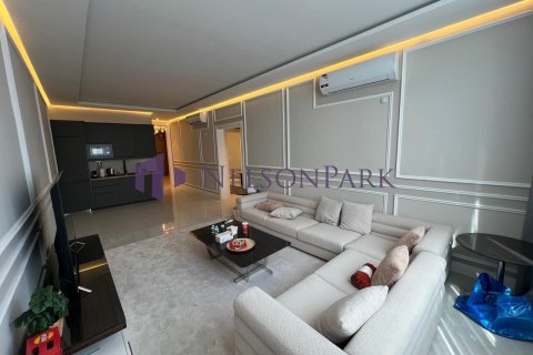 7 bedrooms Villa in Doha, Qatar No. 58124 3