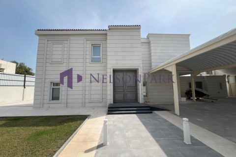 7 bedrooms Villa in Doha, Qatar No. 58124 19