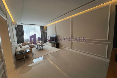 7 bedrooms Villa in Doha, Qatar No. 58124 8