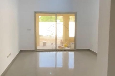 Villa de 3 dormitorios en Baniyas, UAE No. 91031 5