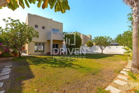 Villa de 4 chambres à Meadows, UAE No. 84354 3