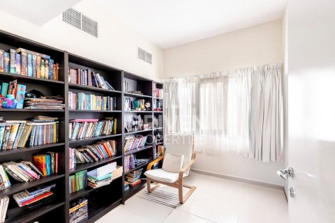 Villa de 4 chambres à Meadows, UAE No. 84354 7