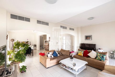 Villa de 4 chambres à Meadows, UAE No. 84354 14