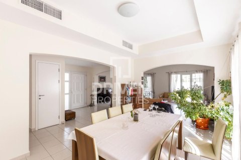 Villa de 4 chambres à Meadows, UAE No. 84354 6