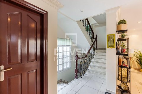 4 bedrooms Villa in Mirdif, UAE No. 84357 13