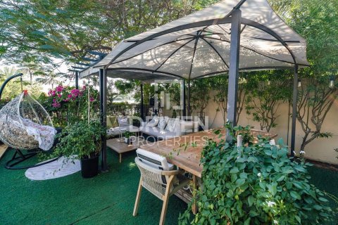 4 bedrooms Villa in Meadows, UAE No. 85754 28