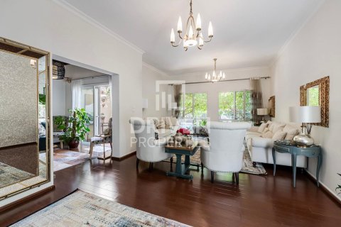 4 bedrooms Villa in Meadows, UAE No. 85754 2