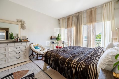 4 bedrooms Villa in Meadows, UAE No. 85754 11