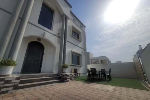 8 bedrooms Villa in Muscat, Oman No. 98589 2