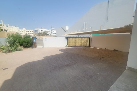Villa de 6 dormitorios en Al Qurm, Oman No. 98591 2