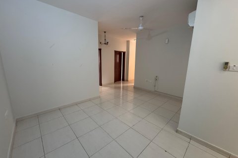 Apartment de 2 dormitorios en Ruwi, Oman No. 98588 2