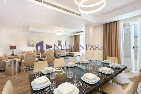 4 bedrooms Villa in Lusail, Qatar No. 58242 7