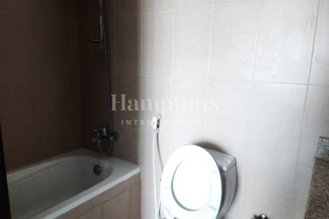 Apartment de 2 dormitorios en Red Residency, UAE No. 72710 2