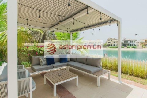 4 bedrooms Villa in Palm Jumeirah, UAE No. 86112 30