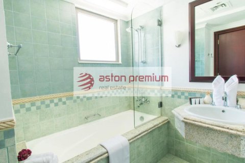 4 bedrooms Villa in Palm Jumeirah, UAE No. 86112 26