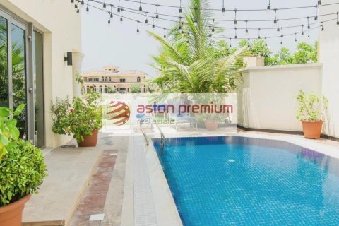 4 bedrooms Villa in Palm Jumeirah, UAE No. 86112 31