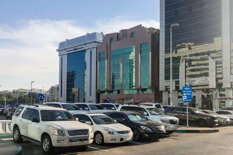 2319m² Building in Al Nahyan, UAE No. 79307 8