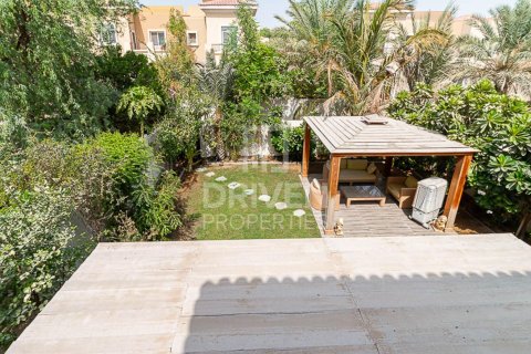 3 bedrooms Villa in Al Reem, UAE No. 85142 12