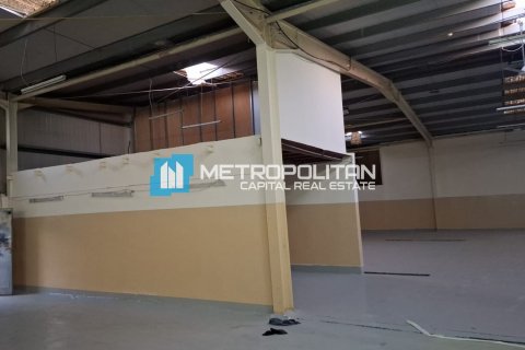 3399.9m² Warehouse in Mussafah, UAE No. 87304 6