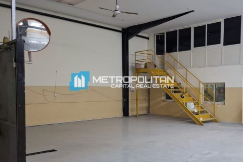 3399.9m² Warehouse in Mussafah, UAE No. 87304 4