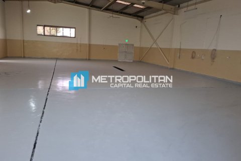 3399.9m² Warehouse in Mussafah, UAE No. 87304 12