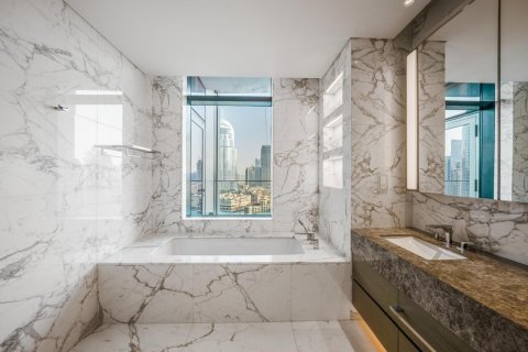 Apartment de 4 dormitorios en Opera District, UAE No. 99866 9