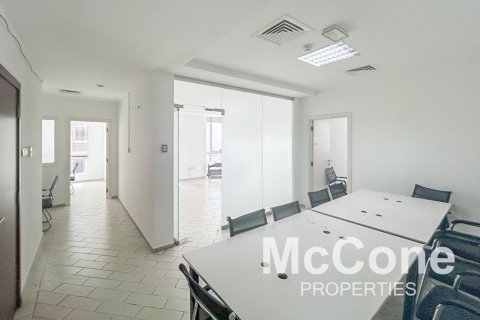 Office de 90.02m² en Al Barsha 1, UAE No. 74184 2