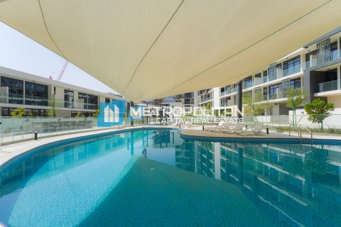 Квартира с 2 спальнями в Masdar City, ОАЭ №104812 10