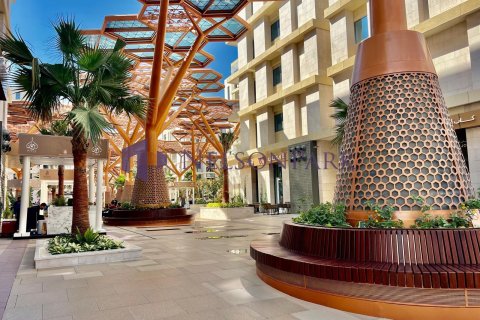 4 bedrooms Apartment in Doha, Qatar No. 57419 18