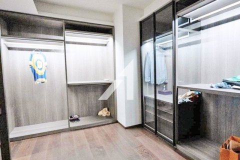 4 bedrooms Apartment in One at Palm Jumeirah, UAE No. 35306 12