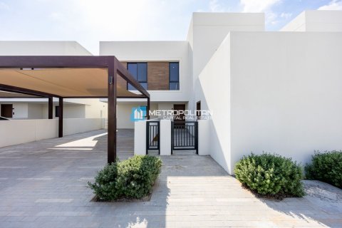 5 bedrooms Villa on the Yas Island, UAE No. 89807 6