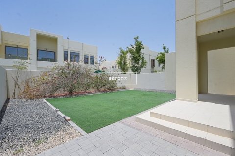 Villa de 3 dormitorios en Dubai, UAE No. 102344 18