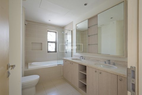 Villa de 3 dormitorios en Dubai, UAE No. 102344 11