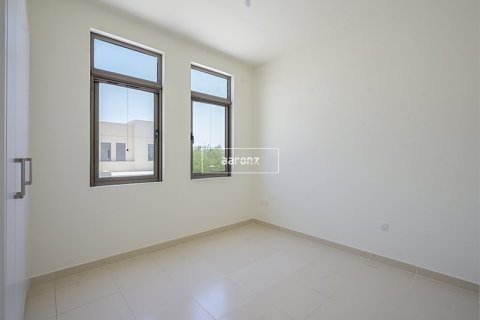 Villa de 3 dormitorios en Dubai, UAE No. 102344 10