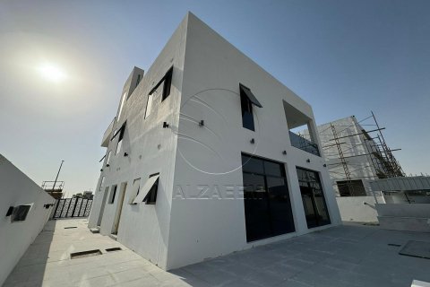 Villa de 5 dormitorios en Al Shamkha, UAE No. 91321 5
