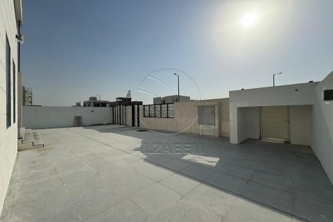 Villa de 5 dormitorios en Al Shamkha, UAE No. 91321 4