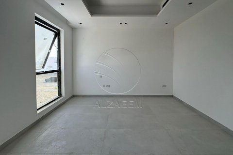 Villa de 5 dormitorios en Al Shamkha, UAE No. 91321 8