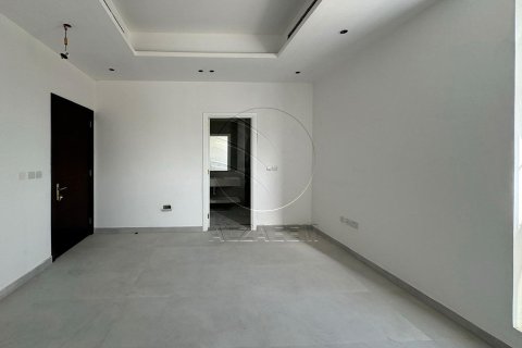 Villa de 5 dormitorios en Al Shamkha, UAE No. 91321 13