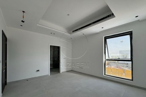 Villa de 5 dormitorios en Al Shamkha, UAE No. 91321 9