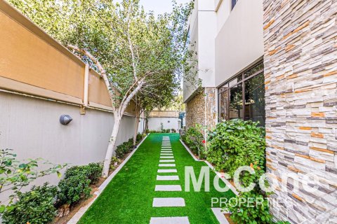 3 bedrooms Villa in Topanga, UAE No. 74473 15