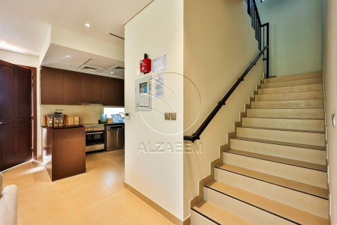2 bedrooms Townhouse in Khalifa City, UAE No. 91414 10