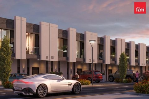 2 bedrooms Villa in Dubai, UAE No. 76930 4