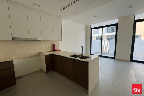 Villa de 3 dormitorios en Dubai, UAE No. 105574 4