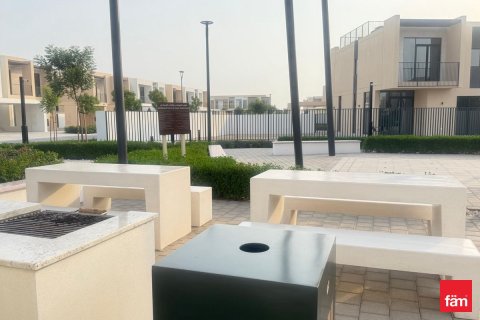 Villa de 3 dormitorios en Dubai, UAE No. 105574 13