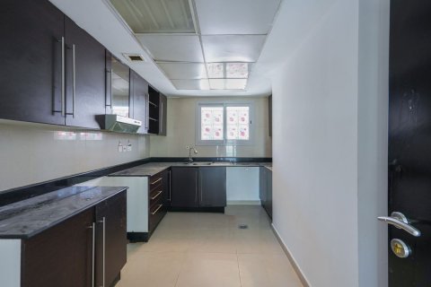 Commercial property de 5 dormitorios en Al Reef, UAE No. 79847 7