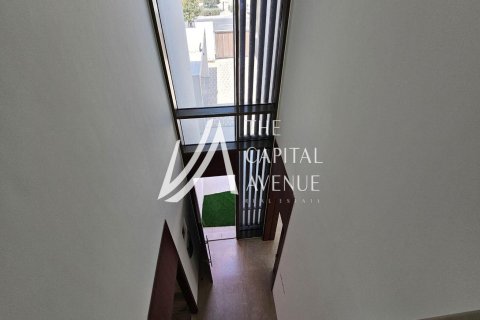 Villa de 5 dormitorios en Abu Dhabi, UAE No. 86553 14