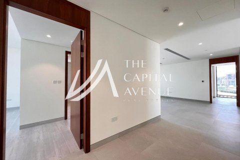 Villa de 4 dormitorios en Abu Dhabi, UAE No. 86574 10